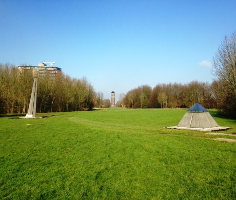 Piramide & Obelisk: Obelisk